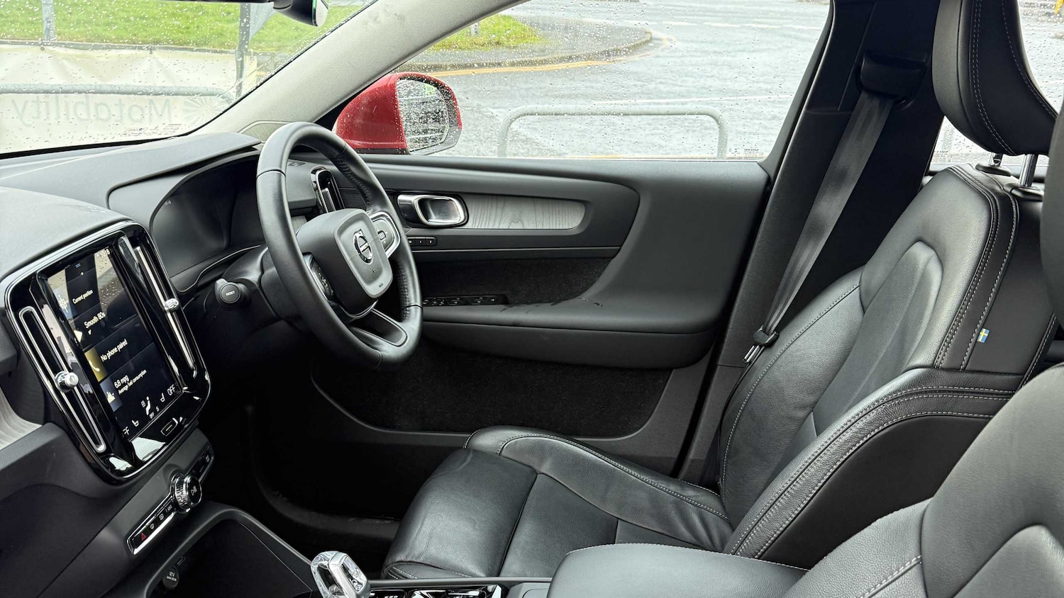 Used Volvo XC40 2021 for sale - 77270126: Photo 8