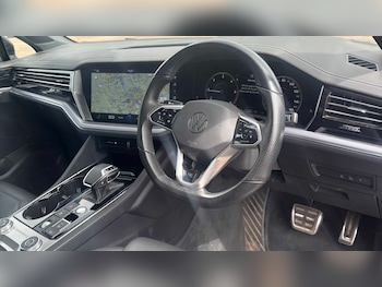 Used Volkswagen Touareg 2023 for sale - 79306829: Photo