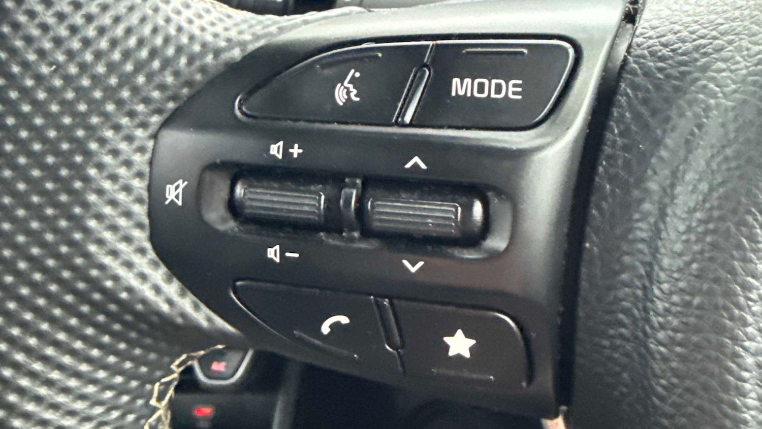 Used Kia Picanto 2024 for sale - 77787107: Photo 15