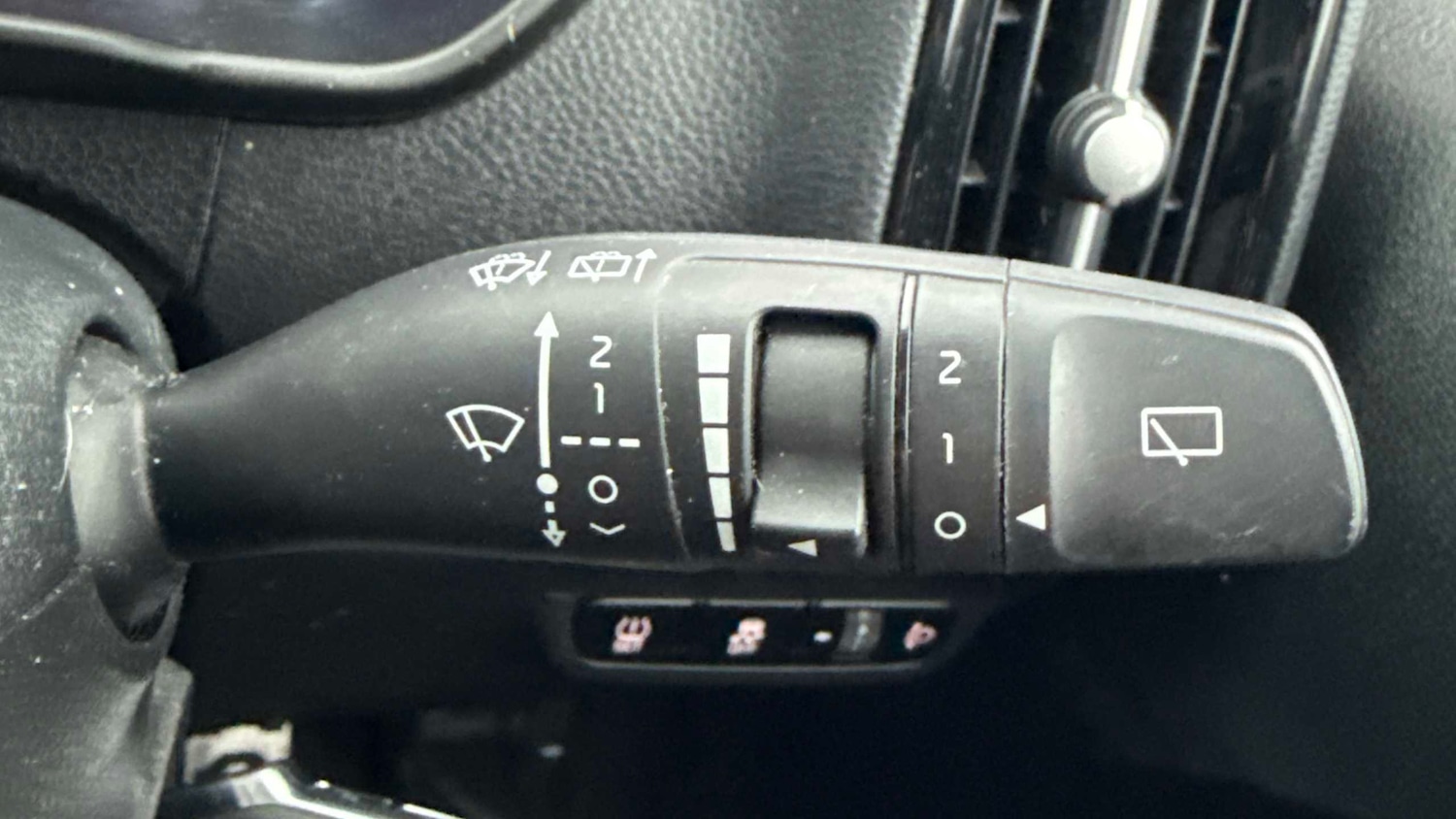 Used Kia Picanto 2024 for sale - 77787107: Photo 17