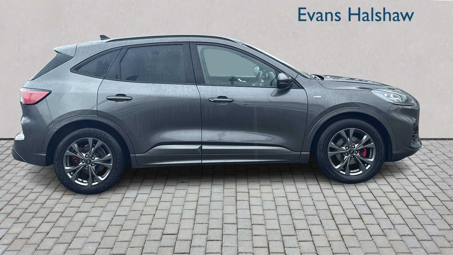 Used Ford Kuga 2021 for sale - 76746013: Photo 2