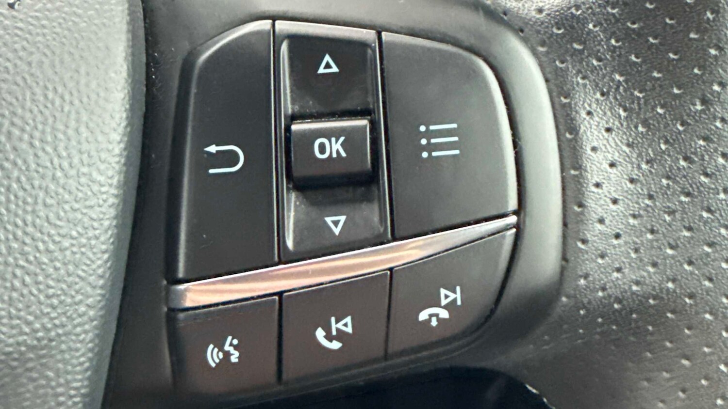 Used Ford Fiesta 2018 for sale - 77194381: Photo 24