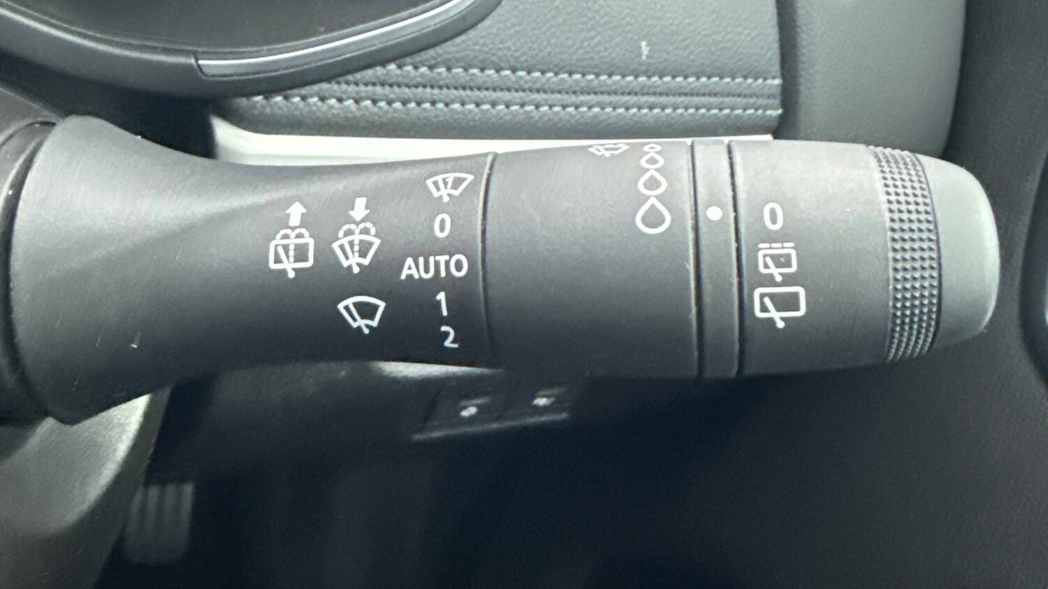 Used Renault Zoe 2023 for sale - 77348137: Photo 16