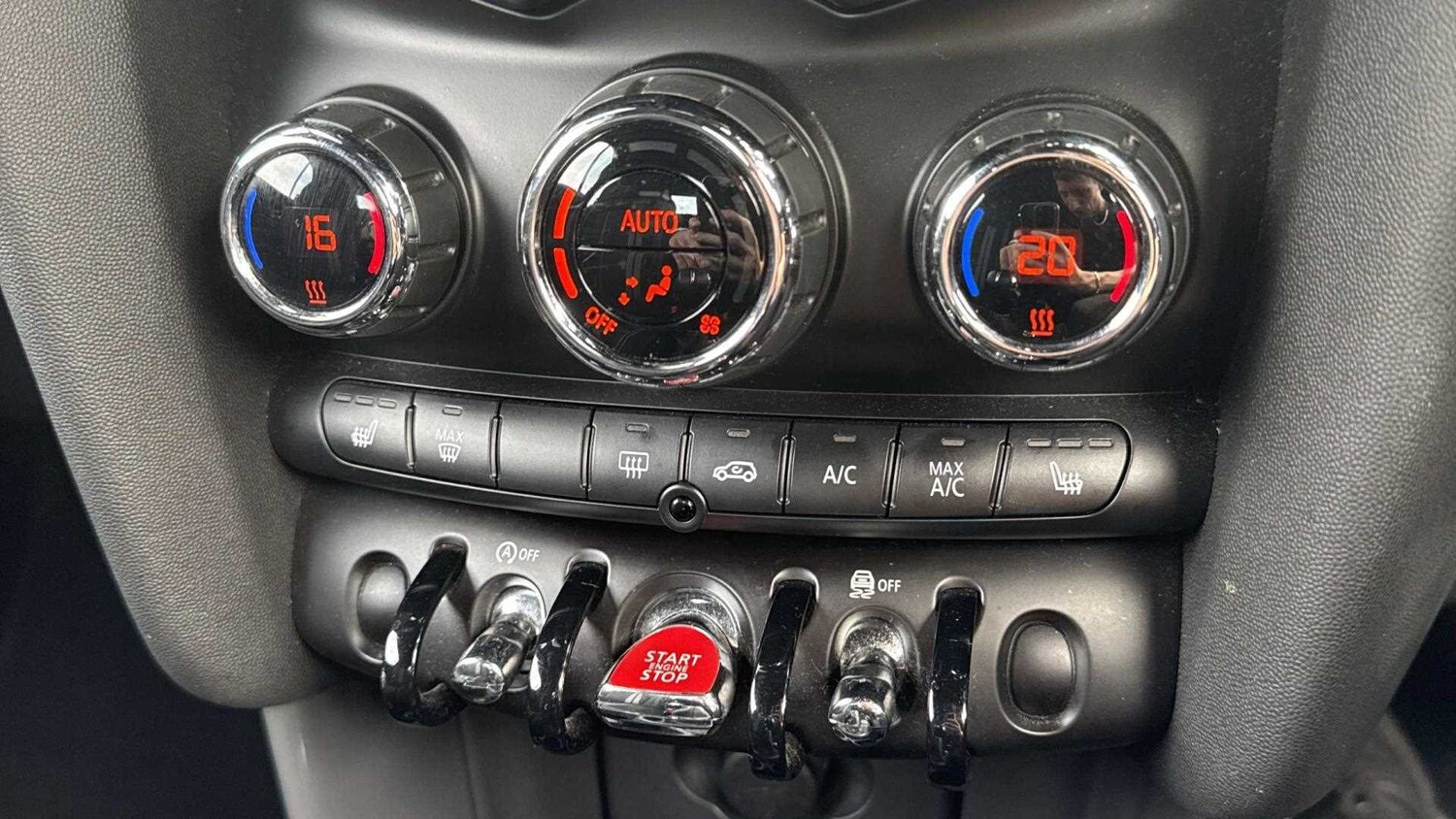 Used MINI Convertible 2019 for sale - 77194569: Photo 21