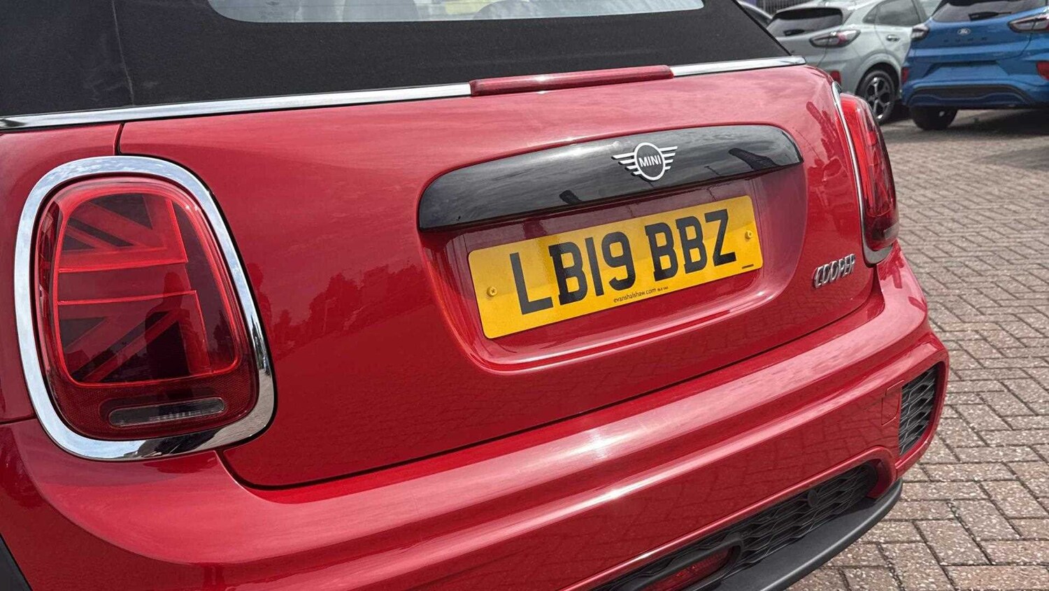 Used MINI Convertible 2019 for sale - 77194569: Photo 6