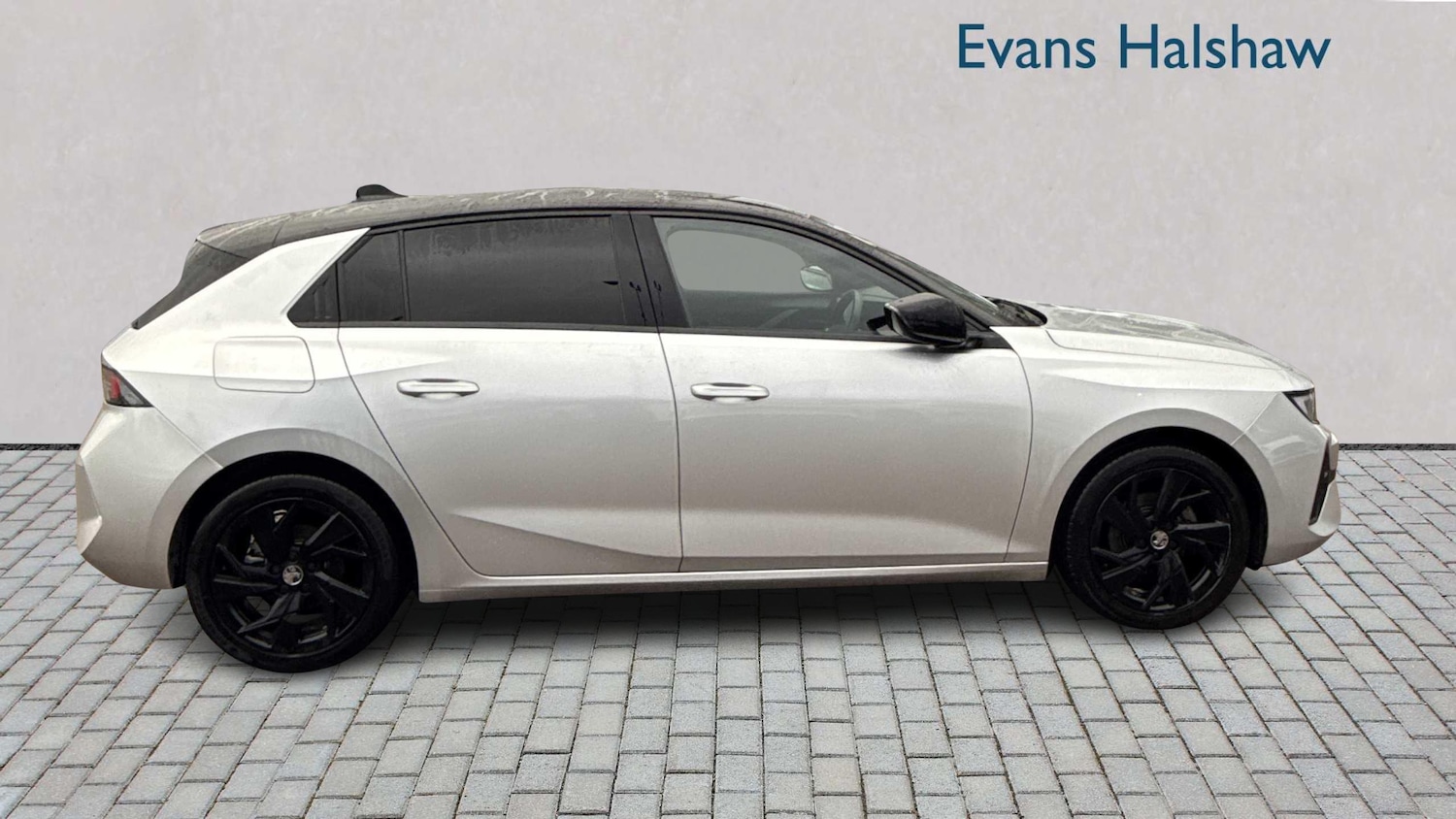 Used Vauxhall Astra 2024 for sale - 77194588: Photo 2