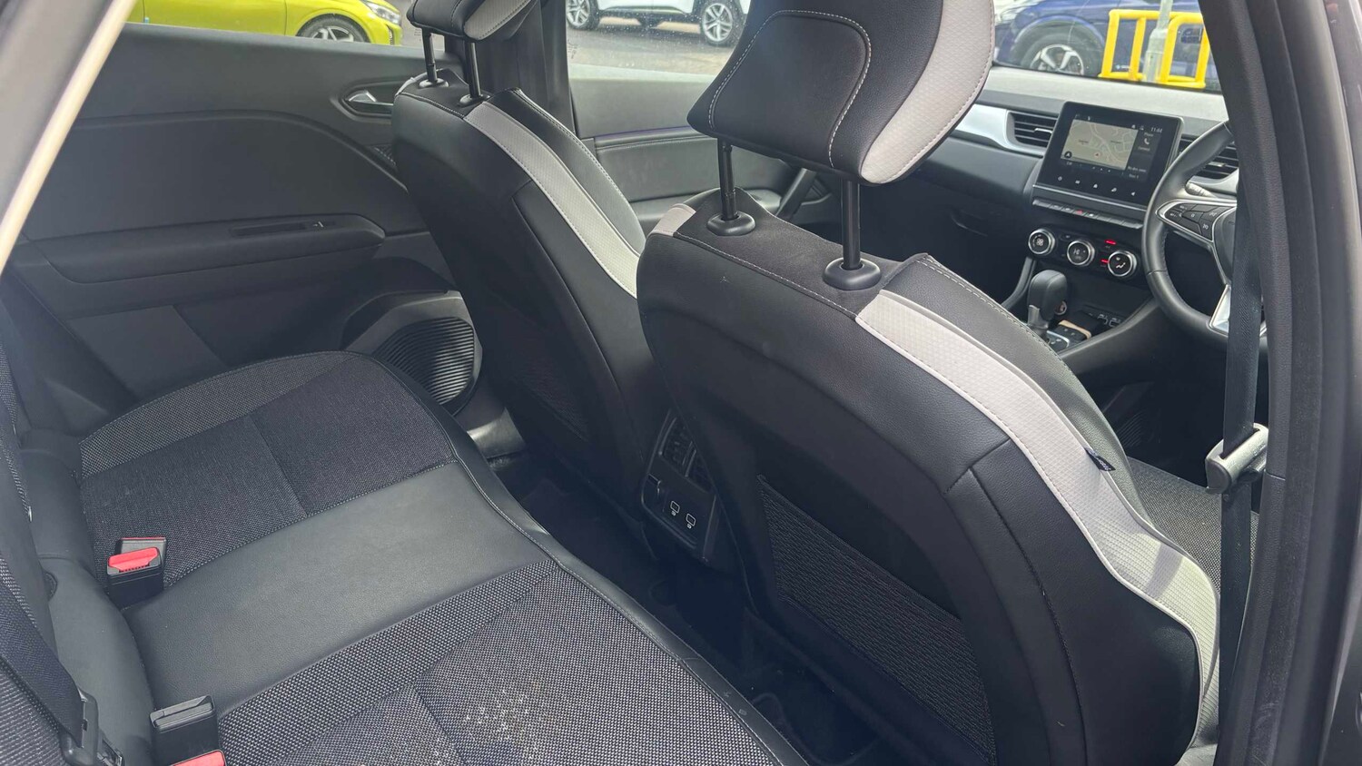 Used Renault Captur 2024 for sale - 78052245: Photo 9