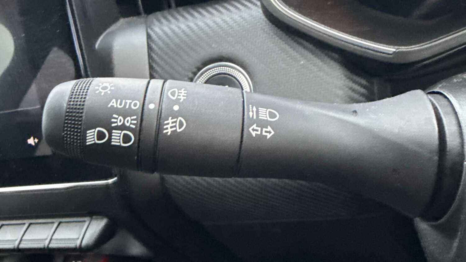 Used Renault Clio 2023 for sale - 78052129: Photo 13