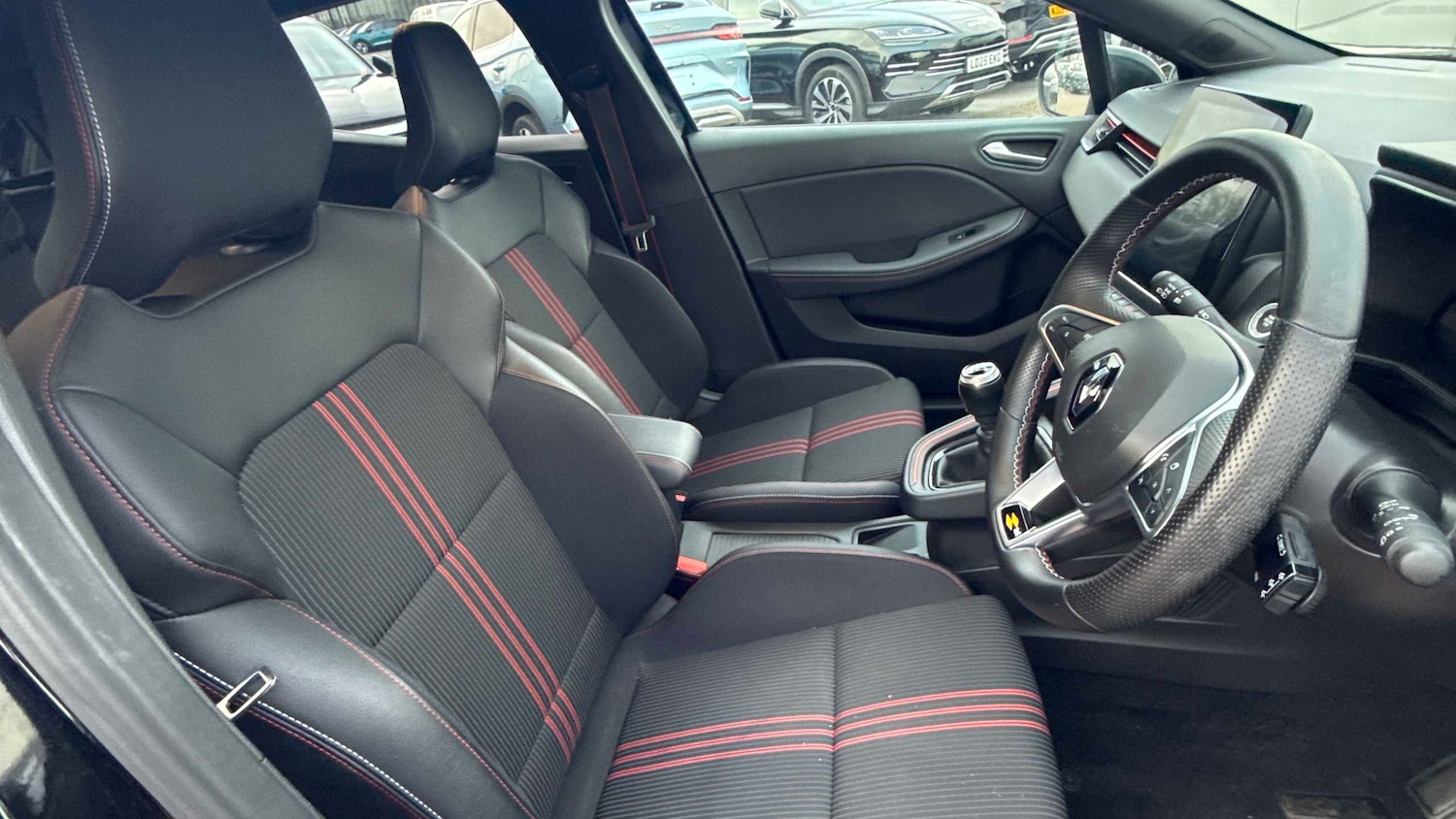 Used Renault Clio 2023 for sale - 78052129: Photo 3