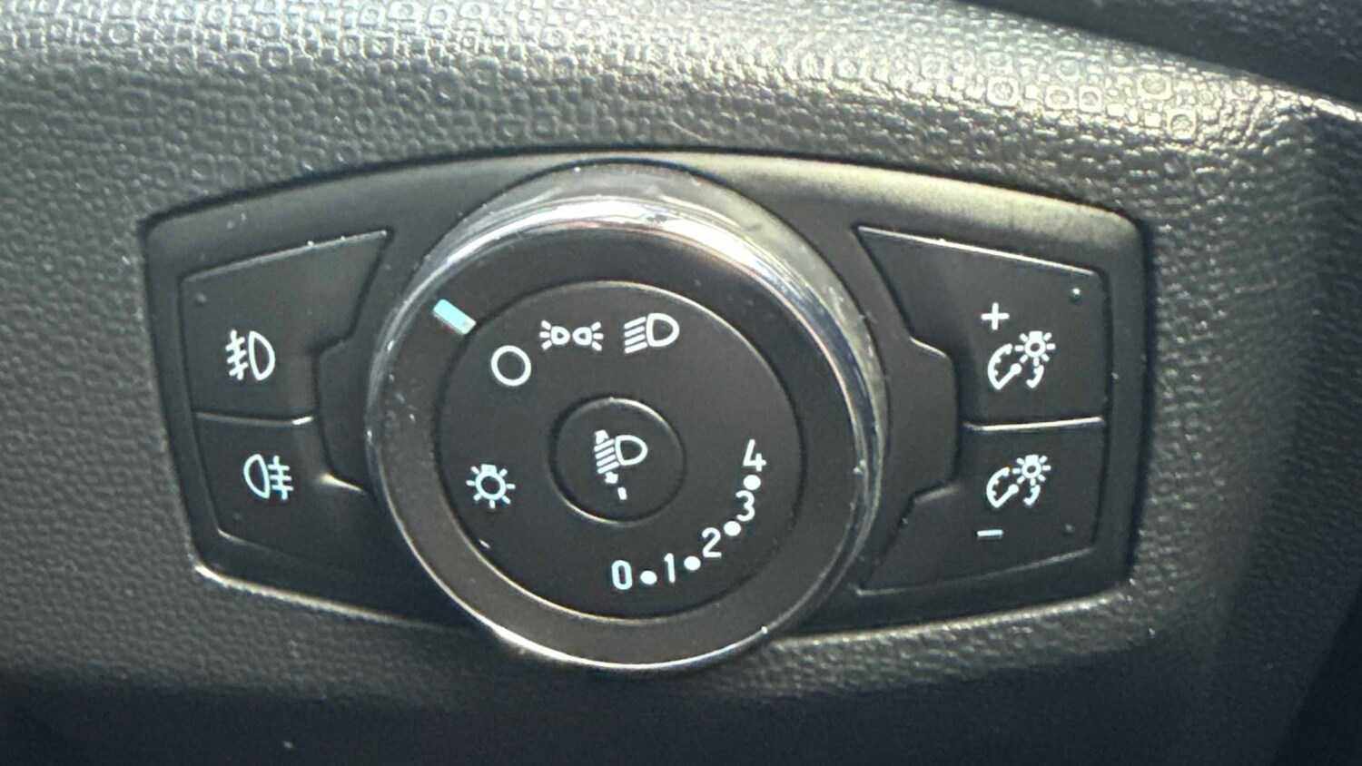 Used Ford Ecosport 2018 for sale - 77194578: Photo 21