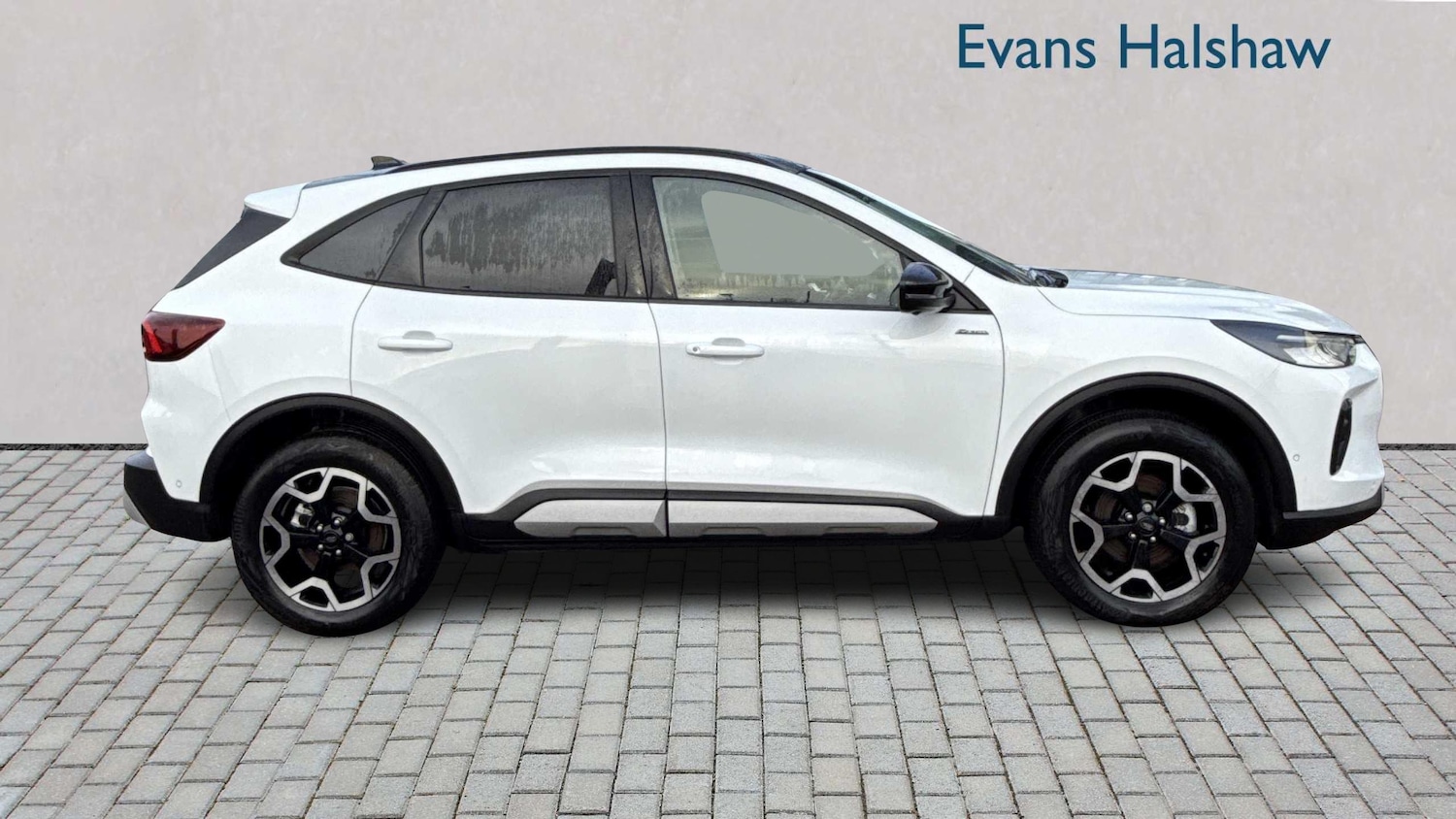 Used Ford Kuga 2024 for sale - 77022209: Photo 2