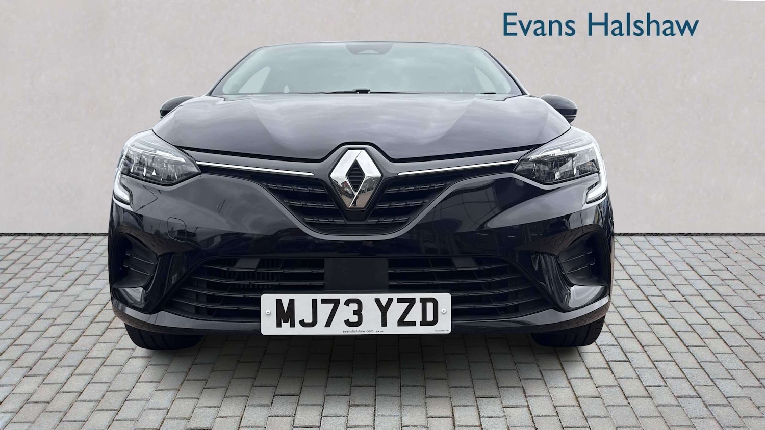 Used Renault Clio 2023 for sale - 77996130: Photo 4