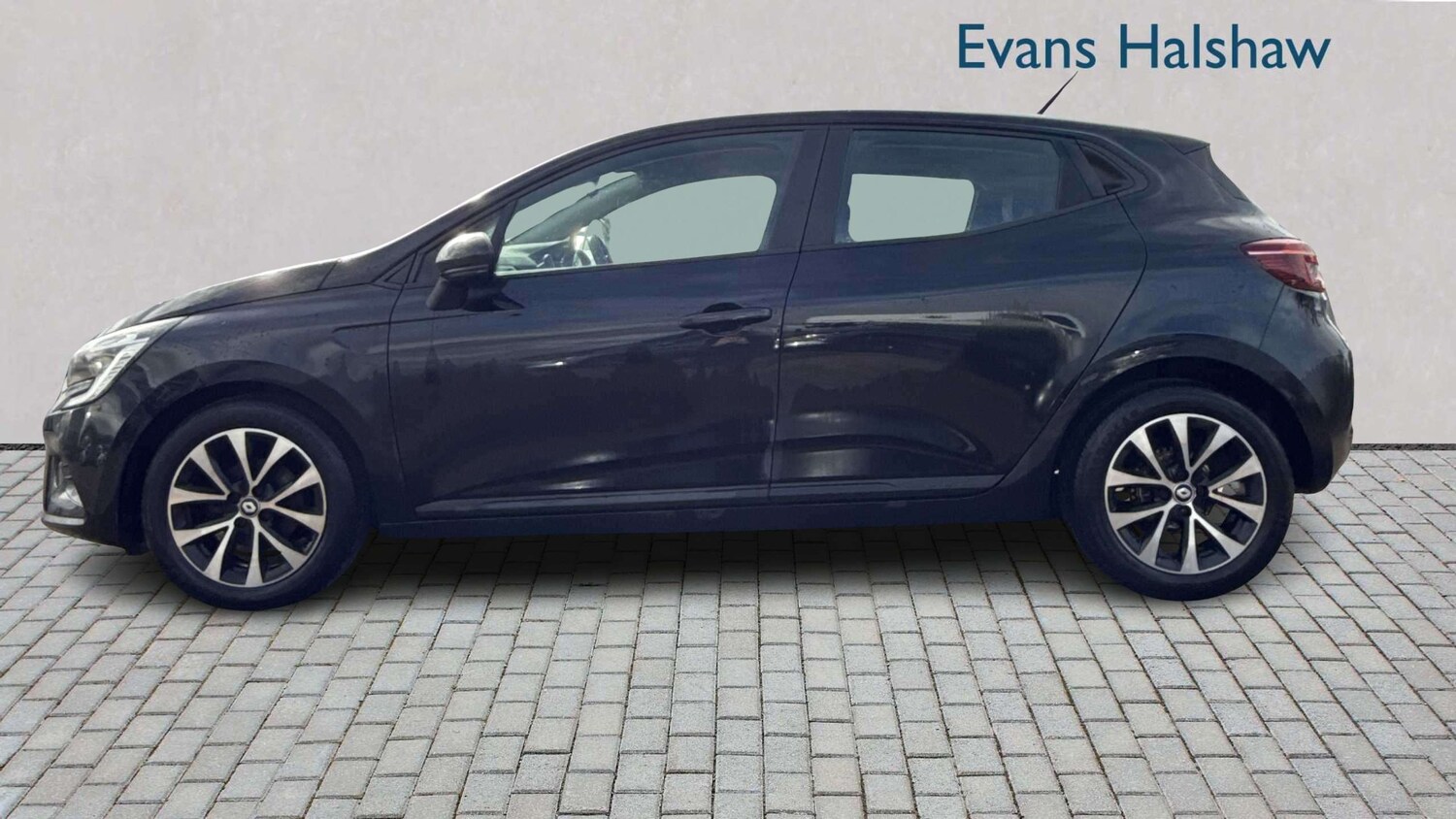 Used Renault Clio 2023 for sale - 77996130: Photo 6