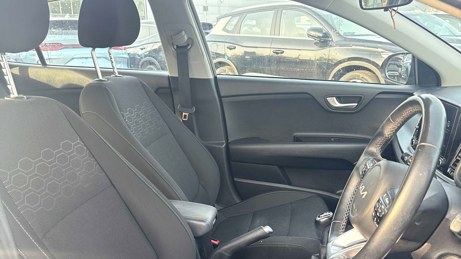 Used Kia Rio 2023 for sale - 78060321: Photo 3