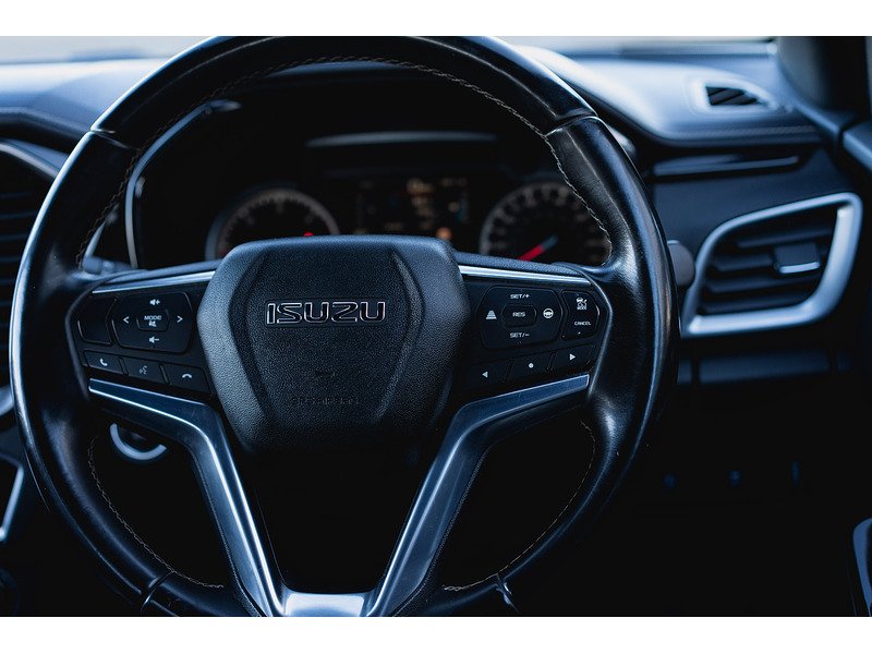 Used Isuzu D-Max 2023 for sale - 76884437: Photo 39