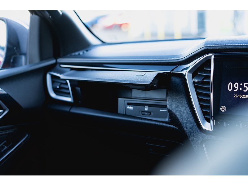 Used Isuzu D-Max 2023 for sale - 76884437: Photo 41