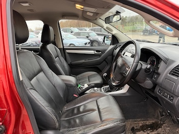 Used Isuzu D-Max 2017 for sale - 76910709: Photo