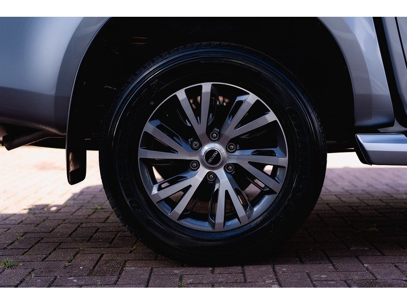 Used Isuzu D-Max 2025 for sale - 76884428: Photo 18