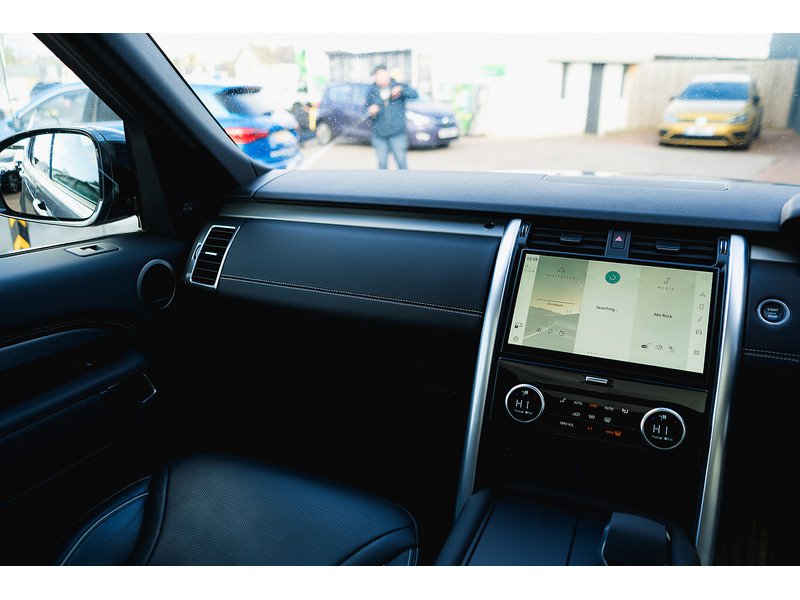 Used Land Rover Discovery 2023 for sale - 76884484: Photo 30