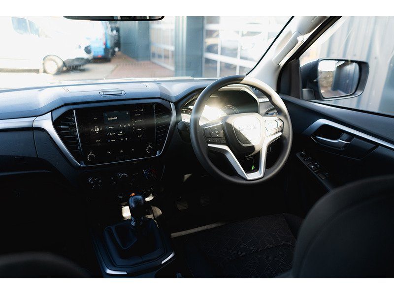 Used Isuzu D-Max 2025 for sale - 76884446: Photo 30