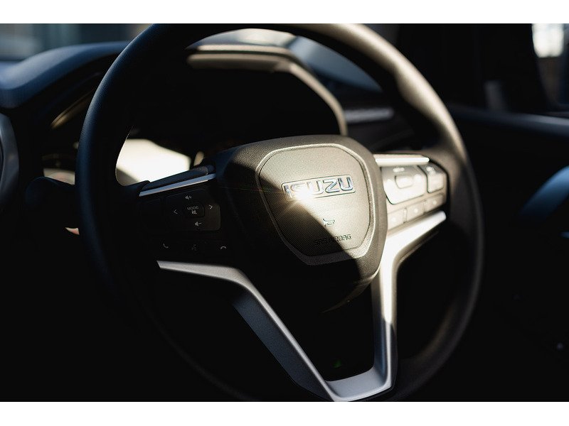 Used Isuzu D-Max 2025 for sale - 76884446: Photo 35