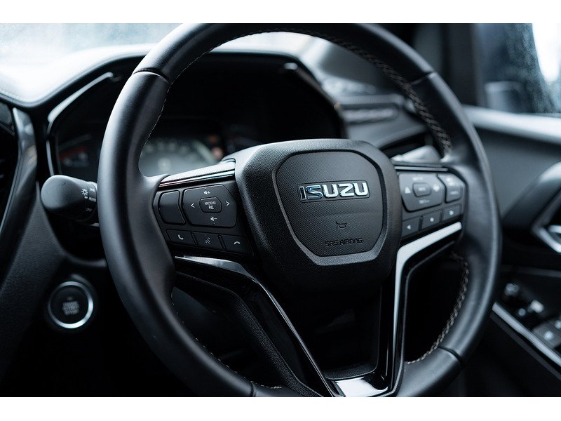 Used Isuzu D-Max 2025 for sale - 76884491: Photo 38