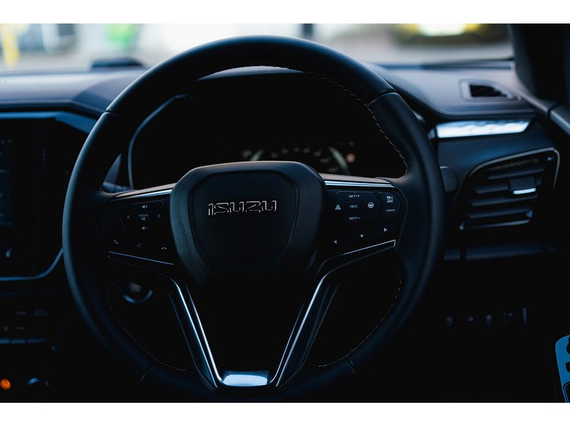 Used Isuzu D-Max 2025 for sale - 76884482: Photo 39