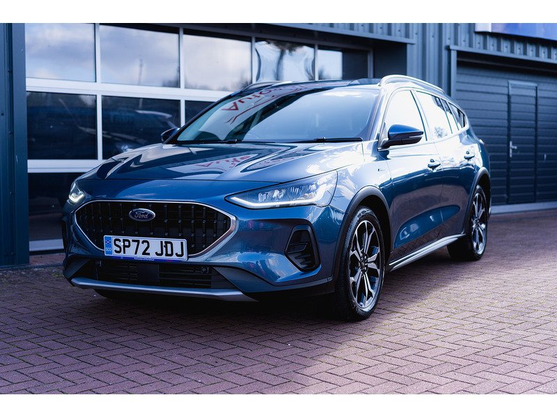 Used Ford Focus 2022 for sale - 76884438: Photo 1