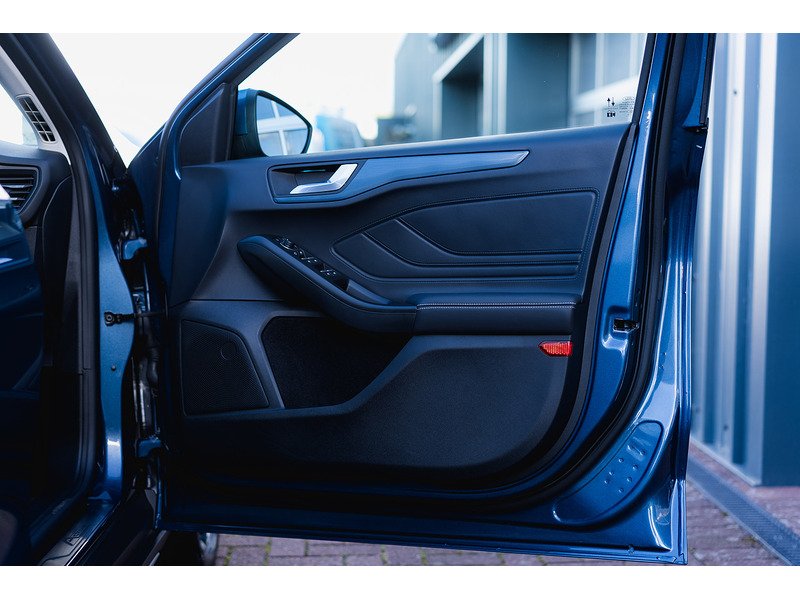 Used Ford Focus 2022 for sale - 76884438: Photo 22