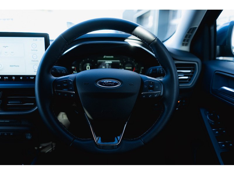 Used Ford Focus 2022 for sale - 76884438: Photo 33