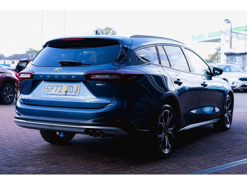 Used Ford Focus 2022 for sale - 76884438: Photo 8