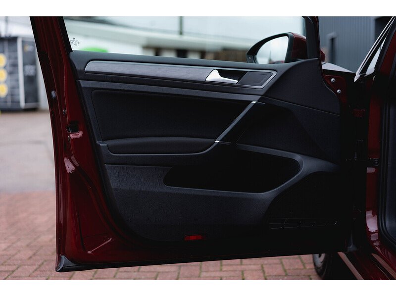 Used Volkswagen Golf 2019 for sale - 77282338: Photo 25