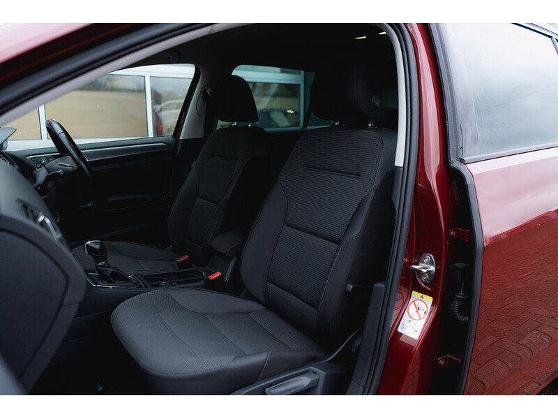 Used Volkswagen Golf 2019 for sale - 77282338: Photo 28