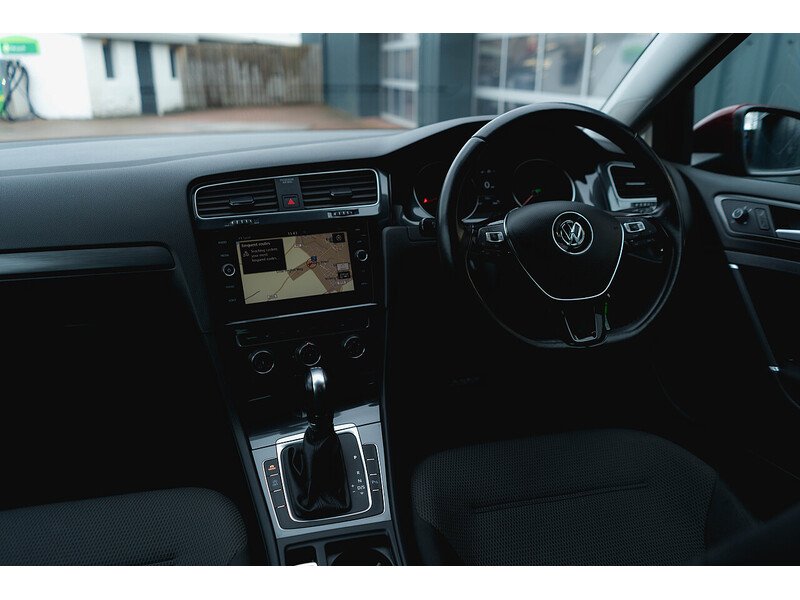 Used Volkswagen Golf 2019 for sale - 77282338: Photo 30