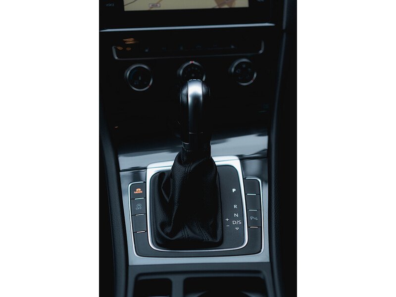 Used Volkswagen Golf 2019 for sale - 77282338: Photo 32