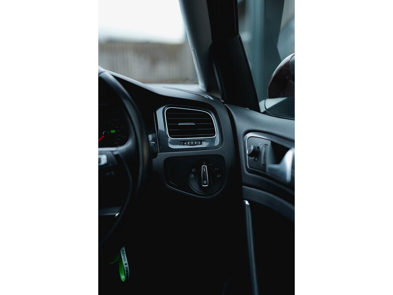 Used Volkswagen Golf 2019 for sale - 77282338: Photo 38