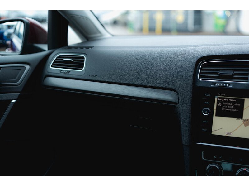 Used Volkswagen Golf 2019 for sale - 77282338: Photo 40