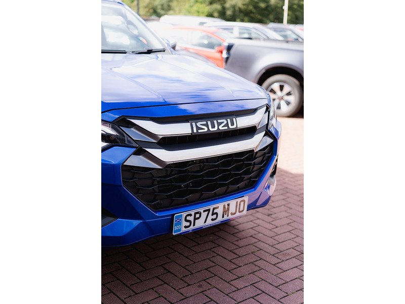 Used Isuzu D-Max 2025 for sale - 76884429: Photo 12