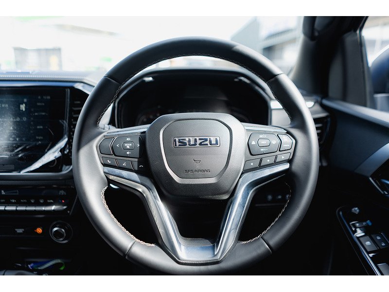 Used Isuzu D-Max 2025 for sale - 76884429: Photo 31