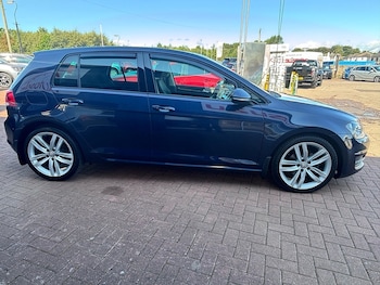 Used Volkswagen Golf 2016 for sale - 79526284: Photo