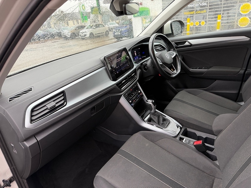 Used Volkswagen T-Roc 2022 for sale - 77521675: Photo 8