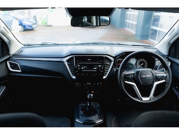 Used Isuzu D-Max 2021 for sale - 76884455: Photo