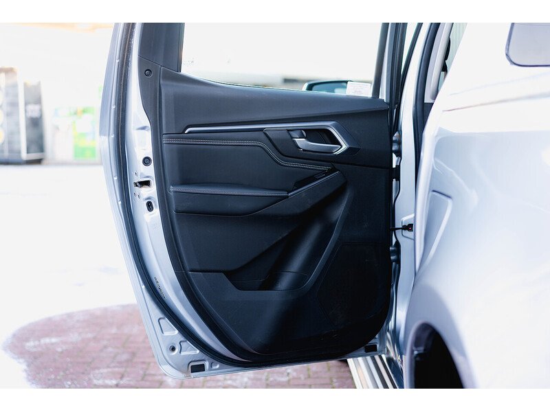 Used Isuzu D-Max 2022 for sale - 77034308: Photo 25