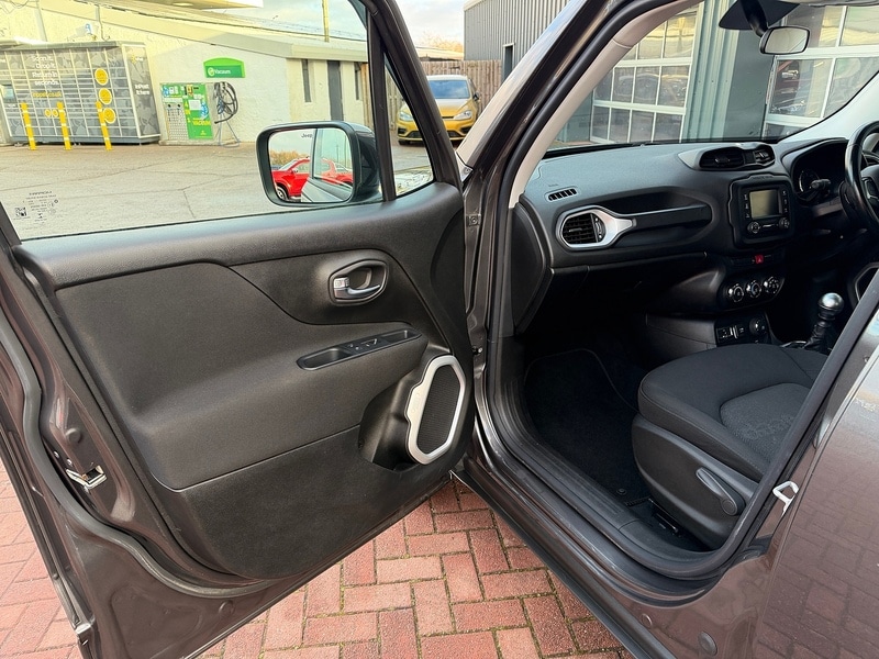 Used Jeep Renegade 2016 for sale - 76932152: Photo 21