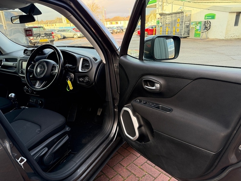 Used Jeep Renegade 2016 for sale - 76932152: Photo 31