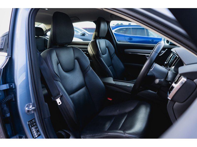 Used Volvo S90 2018 for sale - 76884464: Photo 2