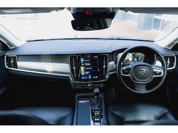 Used Volvo S90 2018 for sale - 76884464: Photo