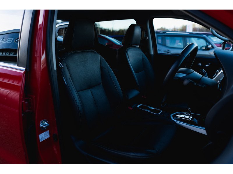 Used Nissan Navara 2019 for sale - 76884492: Photo 2