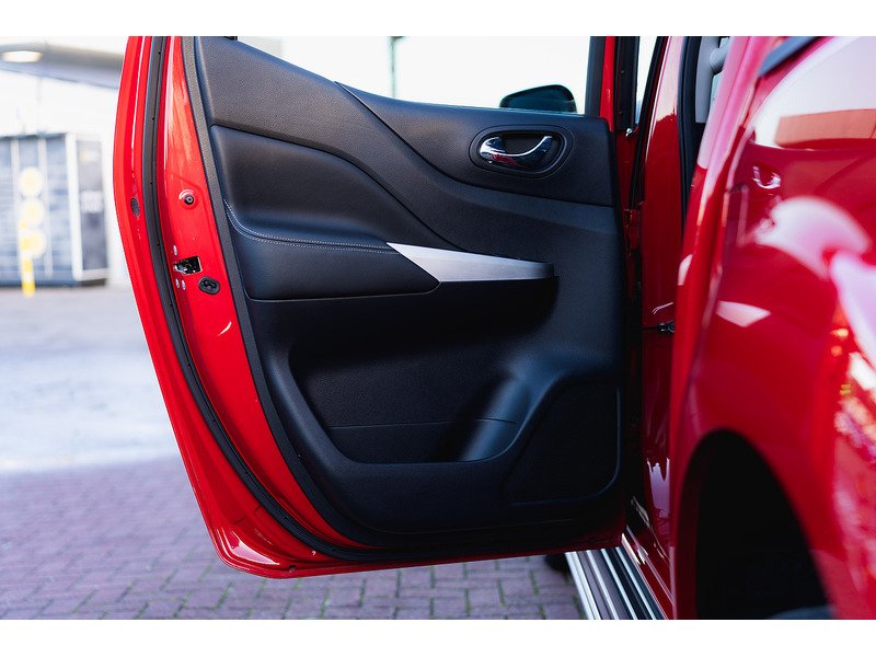 Used Nissan Navara 2019 for sale - 76884492: Photo 25