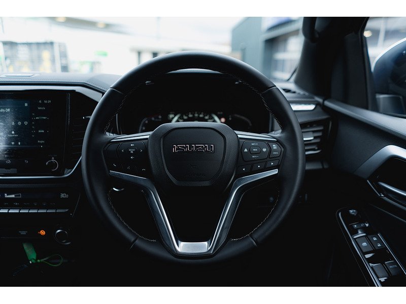 Used Isuzu D-Max 2025 for sale - 76884479: Photo 32